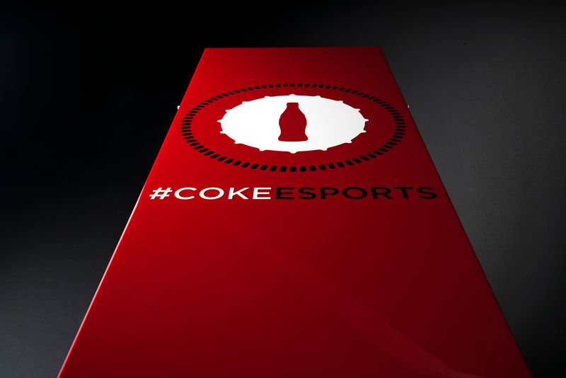 Illustration for article titled Have A Coke And A Powerful Custom Gaming PC